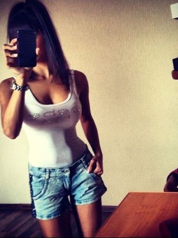 Агата Миниатюрная Блондинка